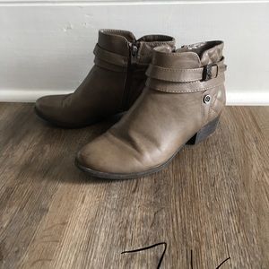 Women’s Ankle Boots Size 7 1/2